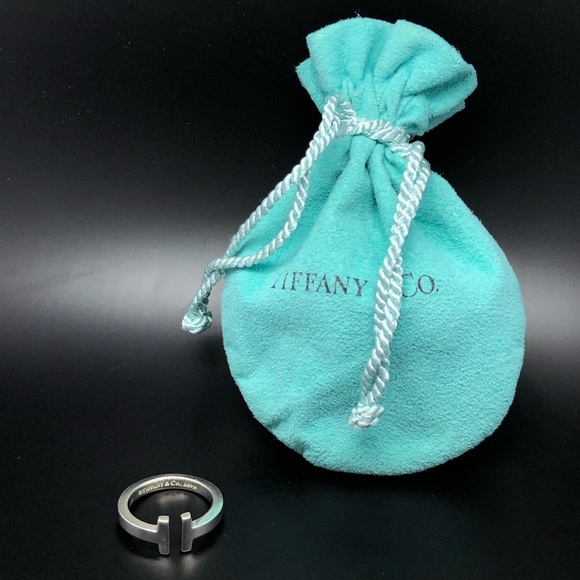 COPY - Tiffany & Co. 925 Sterling Silver Square T Ring - Picture 1 of 3